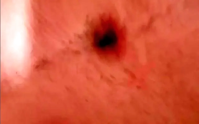RESIVO UNA DELICIOSA MAMADA DE MI HERMANASTRA HASTA CORRERME EN CHORRO
