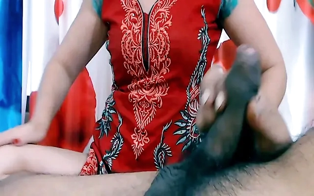 Indian bengali hot boudi caught with teen boy! Taboo sex