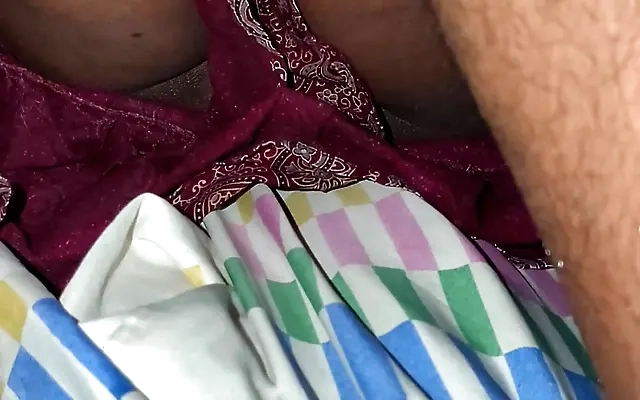 Beautiful Lonely Bhabhi Erotic Sex with Neighbour Devar! With clear Audio