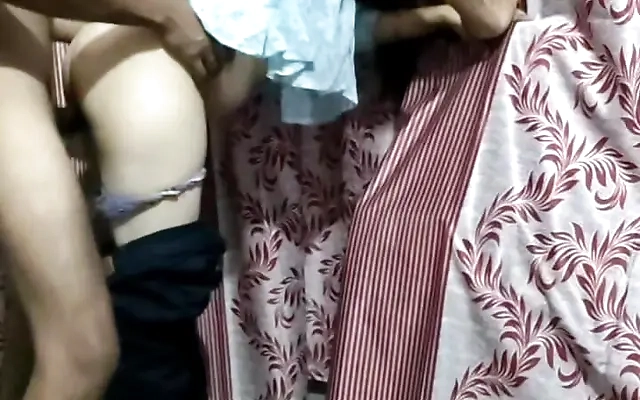 Indian desi step-sister XXX hindi sex। Clear audio