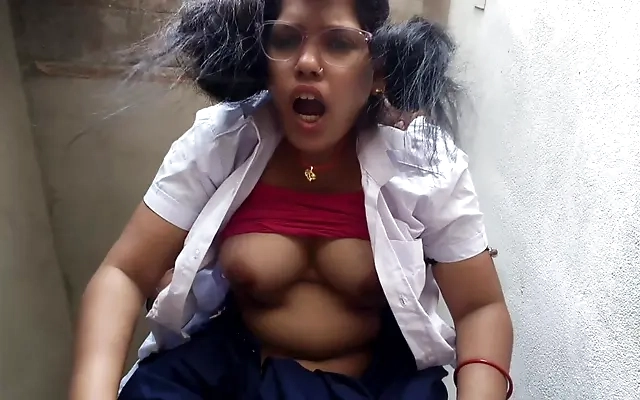Indian Horny Lily Special Christmas Gift Natural Big Boobs babe With Dirty Hindi Audio