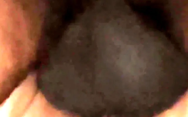 Se corre en el culo de la tia culona