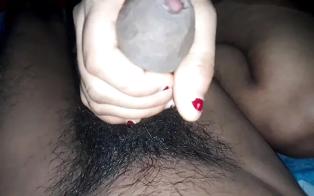 esposa safada senta gostoso pa seu marido e o amigo jefao junto