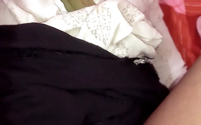 Friends Step Mom Fucked by Me - Real Indian Desi Bhabi Sex in Hindi - Kitchen Sex