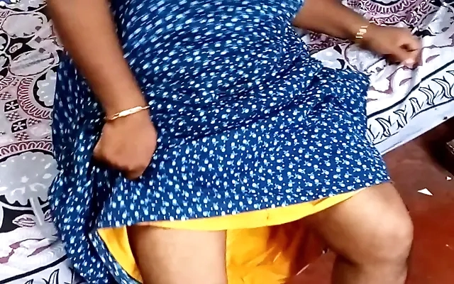 Petite Asian GIrl Creampied Under the sunlight