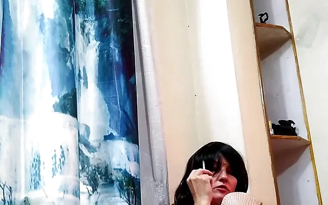 rico oral me da mi hermanastra, cuando estamos solos en su cuarto le doy toda la leche