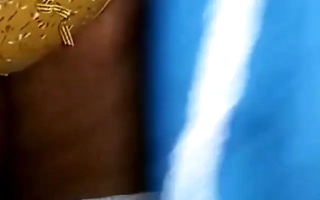 Tremendos Sentones se da esta Chavita!! Casi me rompe los huevos a sentones (Ver para creer) Muchachita sedienta de verga