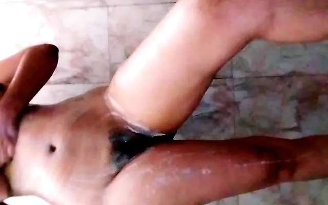 Video Real - Gostosa se derreteu com terapeuta gostoso e deixou ele FO............... Confira - Massagem t&acirc;ntrica