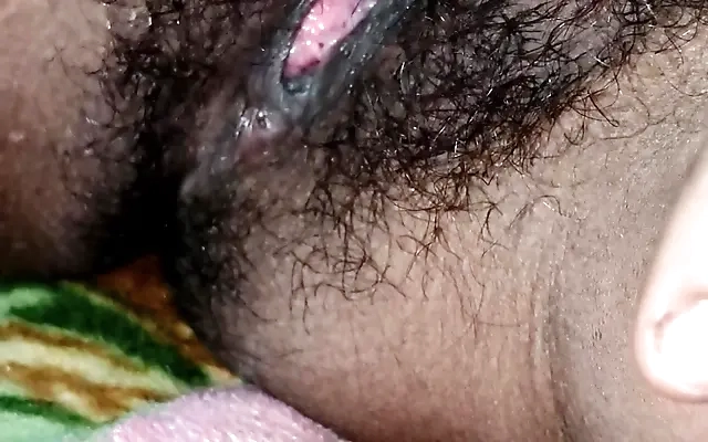 ⭐ 18yo student creams & Squirt all over a big black cock in her ripped jeans ( Subscribe Full Video On XRed)