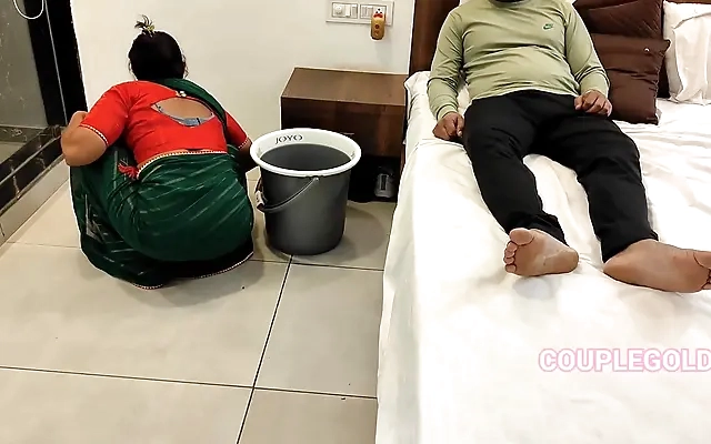 MILF Seduces Stepson in the Shower, Leads Him Straight to Bed