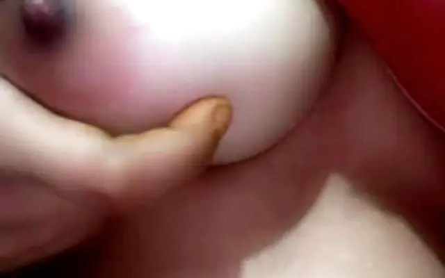 zierliche asiatische teens mit haaren bei erstem gangbang with creampie