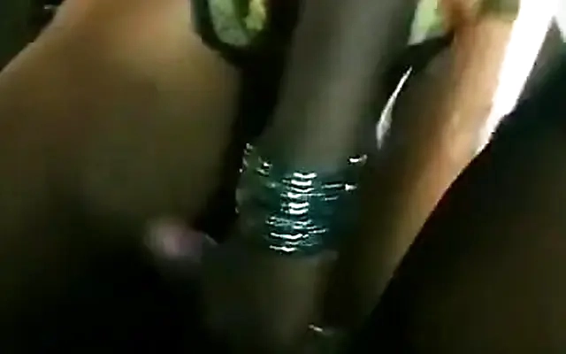 Seduced the gardener and brought herself to orgasm with squirt