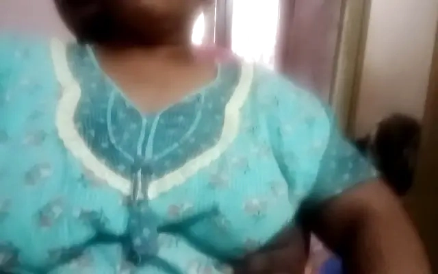 Desi Girl Masturbating