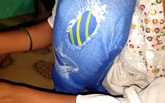 My stepbrother is masturbating? What should I do? Please cum inside me!