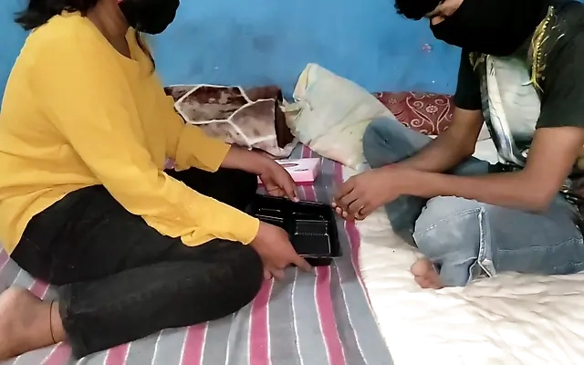 Indian hot boudi shared with friend but his penis going down!! what next?