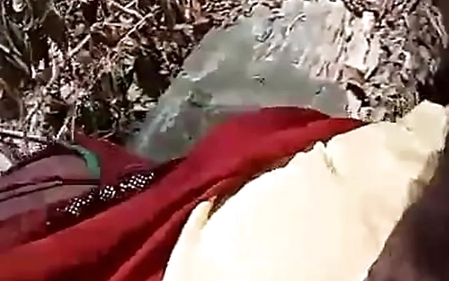 Indian village boy fucking beautiful Bhabhi at afternoon!! Don't cum inside
