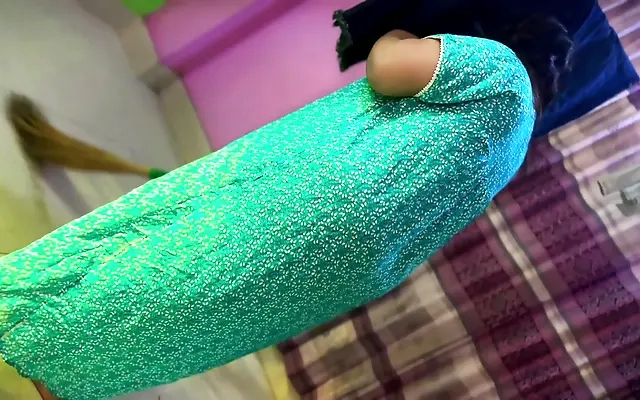 Bengali Slut is Happy to Fucked by Customer - Hindi Roleplay Clear Audio