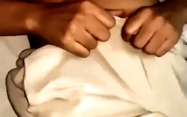 Desi bhabhi fuking telore in front