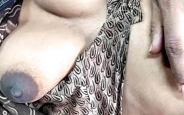Mi mejor amigo me coge duro y no aguanto a tener un rico orgasmo, mi novio no me coje as&iacute; por eso voy siempre a su casa