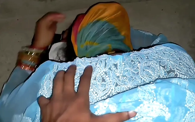 OHH SII HERMANASTRO, METEME BIEN RICO ESA VERGA DENTRO DE MI PEQUE&Ntilde;A VAGINA ESTRECHA - SEXO FAMILIAR EN ESPANOL