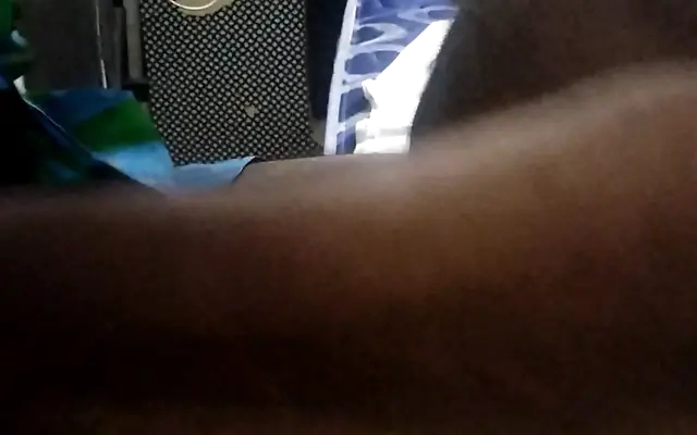 Este hombre me cogi&oacute; toda la noche