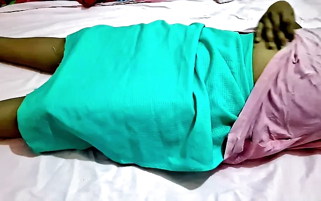 A Tia que Cuida Dos Meus Desejos {Legendado} Mariki Sata