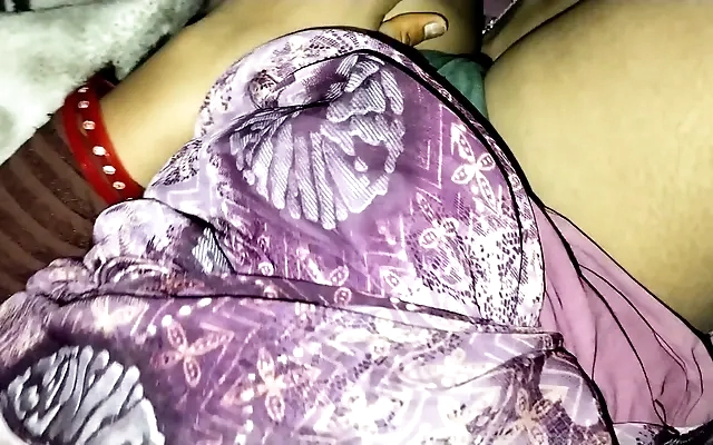 "Desi Village Bhabhi Having Sex With Her Husband In Desi Style Desi Quick Fuck In Every Home - XVIDEOS.COM"