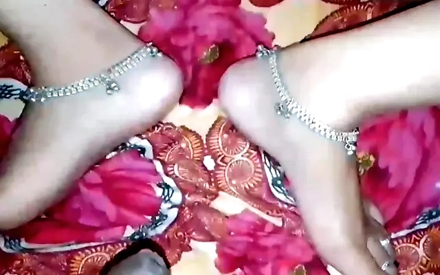 My lucky boyfriend cums inside my tight pussy every day. Creampie Compilation Desi Bengali porn. film