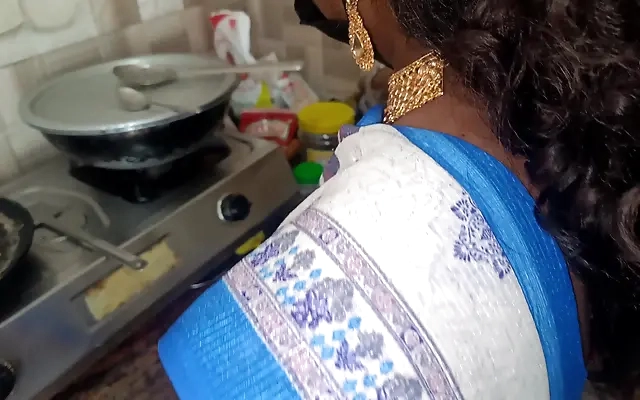 18 Years Old Indian College Girl After Class Filming Desi Porn For Cash - Full Hindi